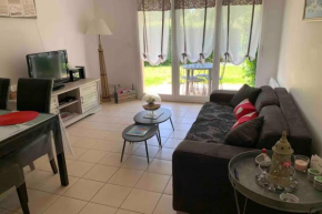 Quiet Apartment with Garden and Wi-Fi